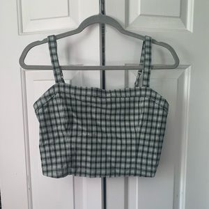 NEW WITHOUT TAGS crop plaid tank top